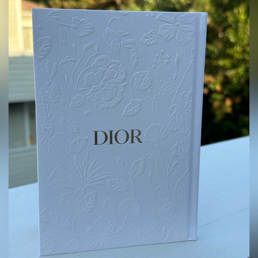 Dior notebook - Picture 2 of 5